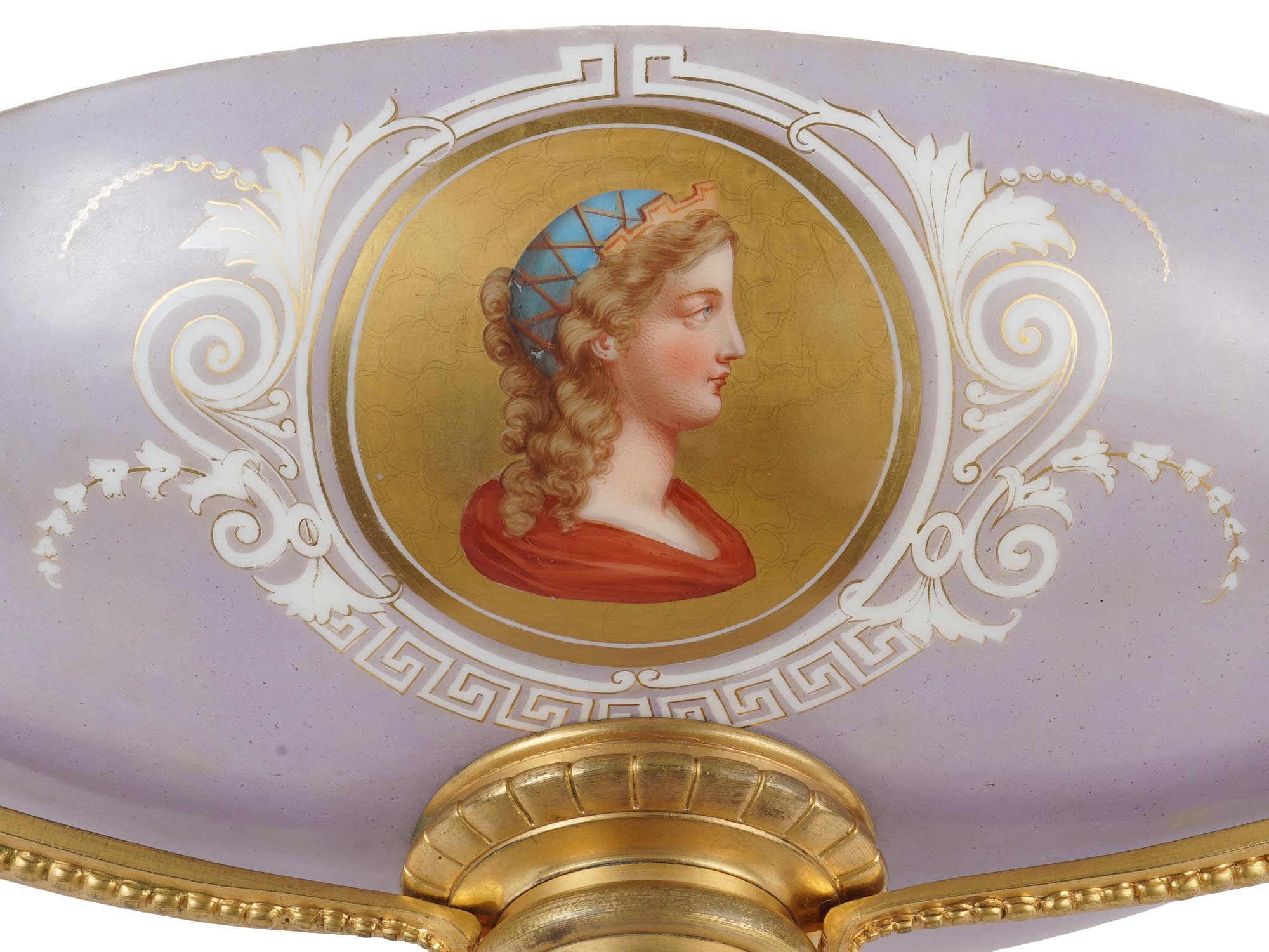 FRENCH OPALINE GLASS CENTERPIECE ATTR TO BACCARAT PIC-7